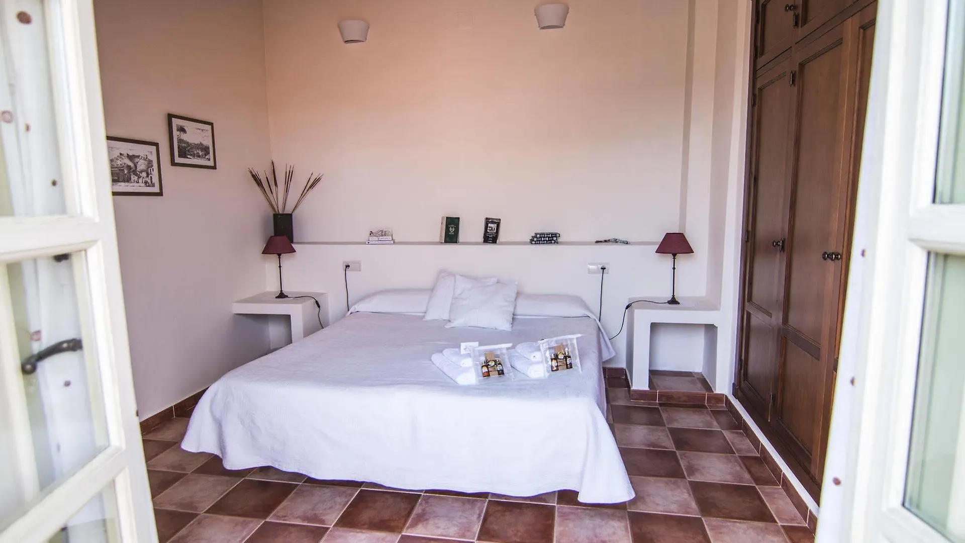 La Casa De Las Titas Velez Malaga
